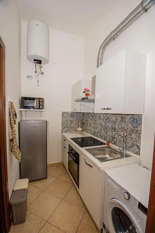 Apartament La Dimora Di David Bagheria 0*,